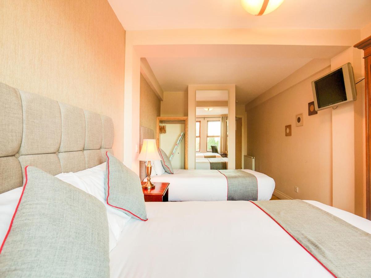 Drummonds Hotel Glenrothes Exteriör bild