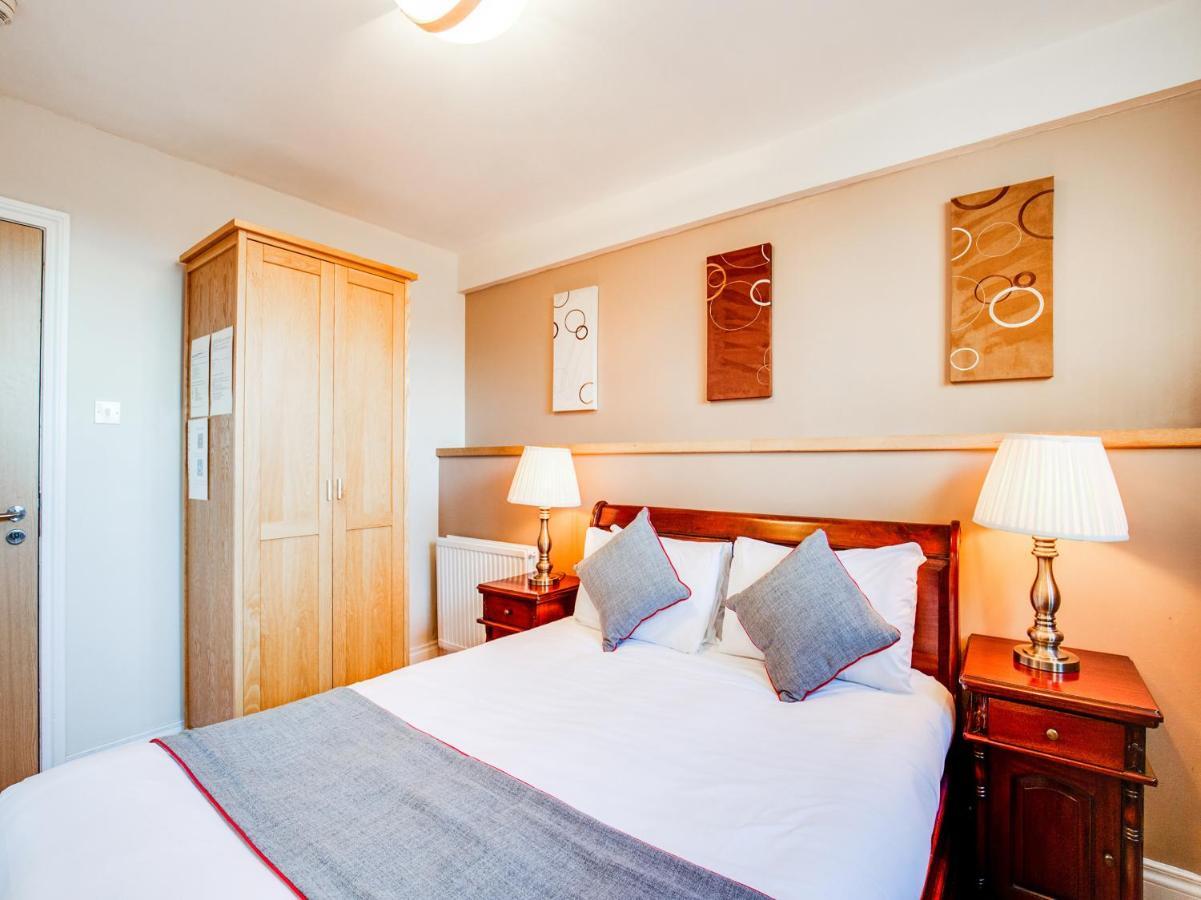 Drummonds Hotel Glenrothes Exteriör bild